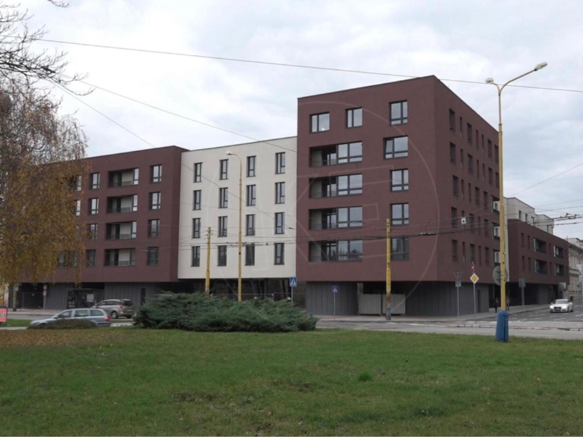 Ar Rezidencia Mlynska Basta Apartment Kosice Exterior photo